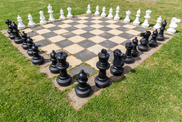 The giant chess
